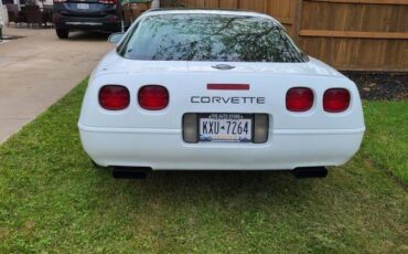 Chevrolet-Corvette-1994-3