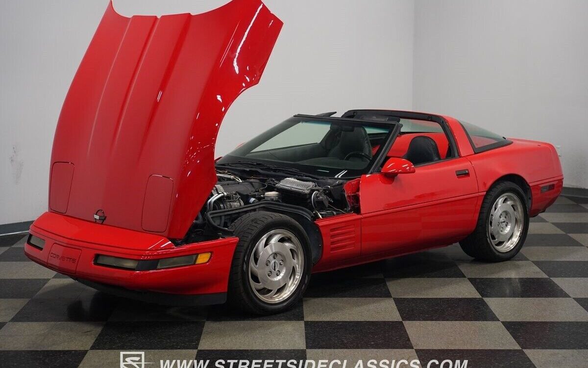 Chevrolet-Corvette-1994-35