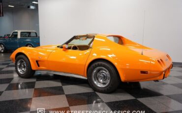 Chevrolet-Corvette-Coupe-1977-8