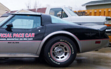 Chevrolet-Corvette-Coupe-1978-4