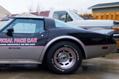 Chevrolet-Corvette-Coupe-1978-4