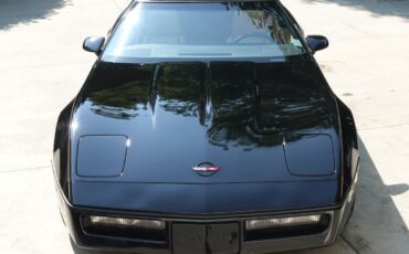 Chevrolet-Corvette-Coupe-1985-4