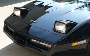 Chevrolet-Corvette-Coupe-1985-7