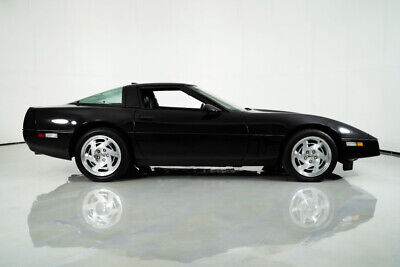 Chevrolet-Corvette-Coupe-1990-10