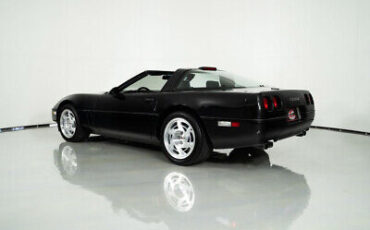 Chevrolet-Corvette-Coupe-1990-6