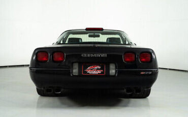 Chevrolet-Corvette-Coupe-1990-8