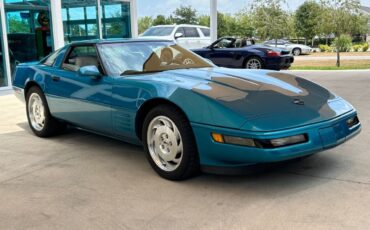 Chevrolet-Corvette-Coupe-1993-2