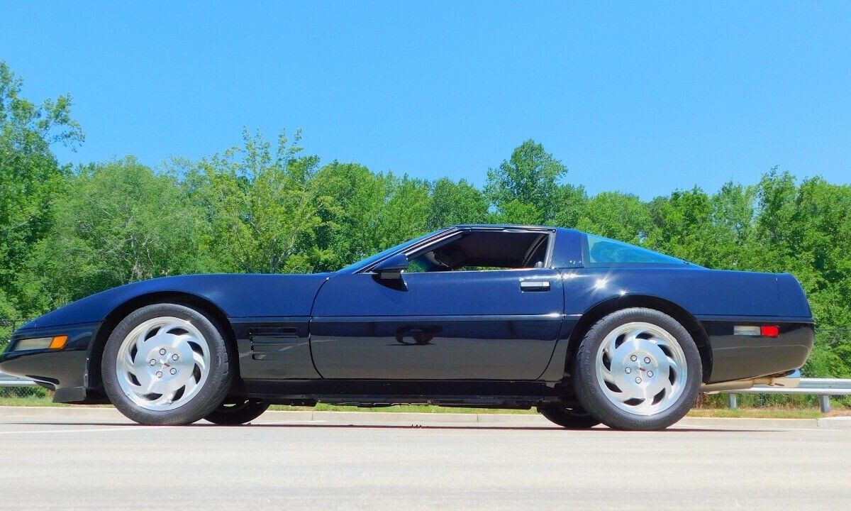 Chevrolet-Corvette-Coupe-1994-7