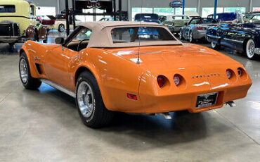 Chevrolet-Corvette-Stingray-Convertible-1974-4