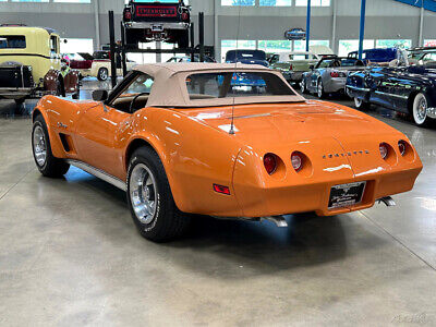 Chevrolet-Corvette-Stingray-Convertible-1974-4