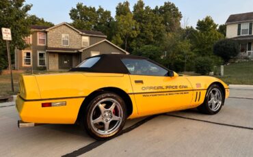 Chevrolet-Corvette-convertible-1986-2