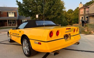 Chevrolet-Corvette-convertible-1986-3