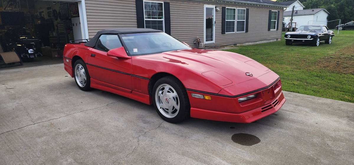 Chevrolet-Corvette-convertible-1989-1