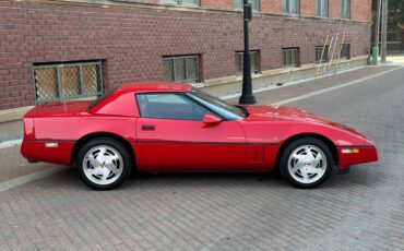 Chevrolet-Corvette-convertible-1989-11