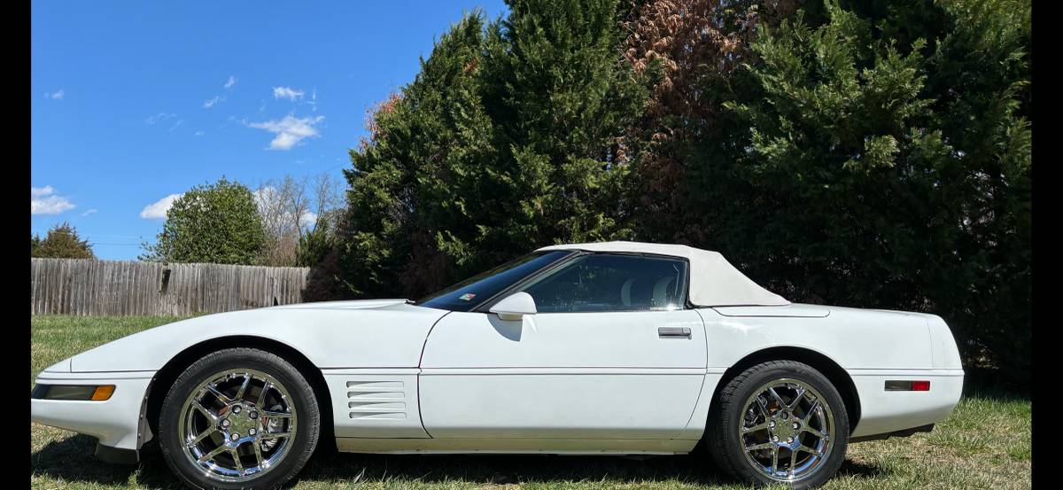 Chevrolet-Corvette-convertible-1992-6