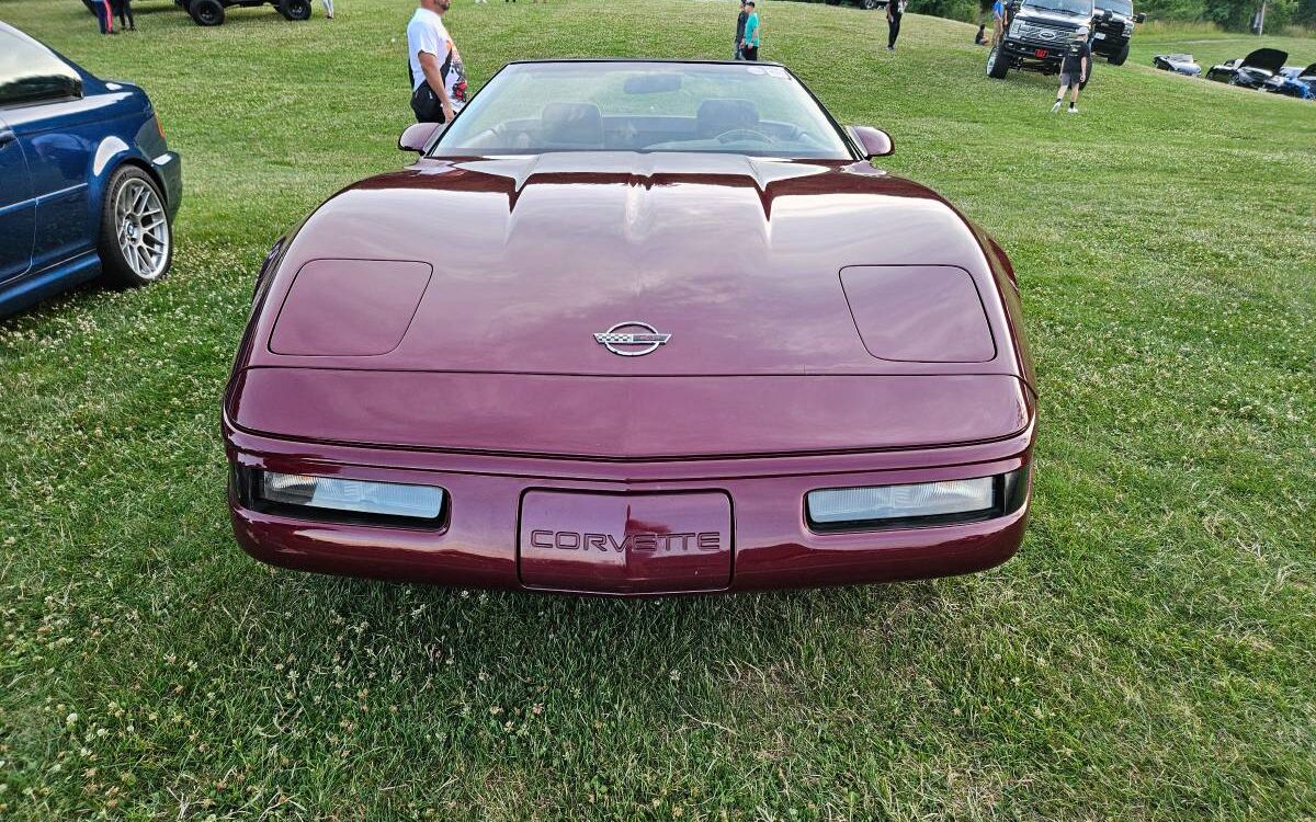 Chevrolet-Corvette-convertible-1993-1