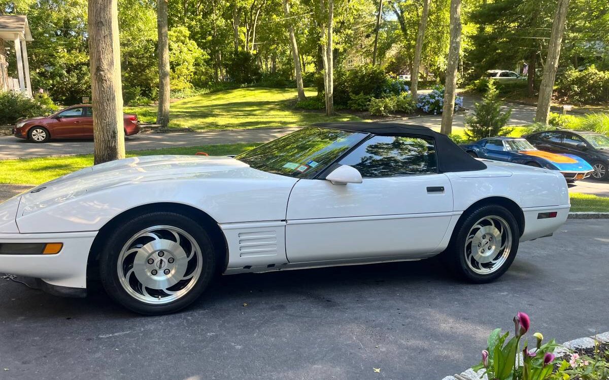 Chevrolet-Corvette-convertible-1994-9