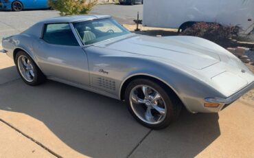 Chevrolet-Corvette-stingray-1970-8