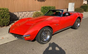 Chevrolet-Corvette-stingray-1971-4