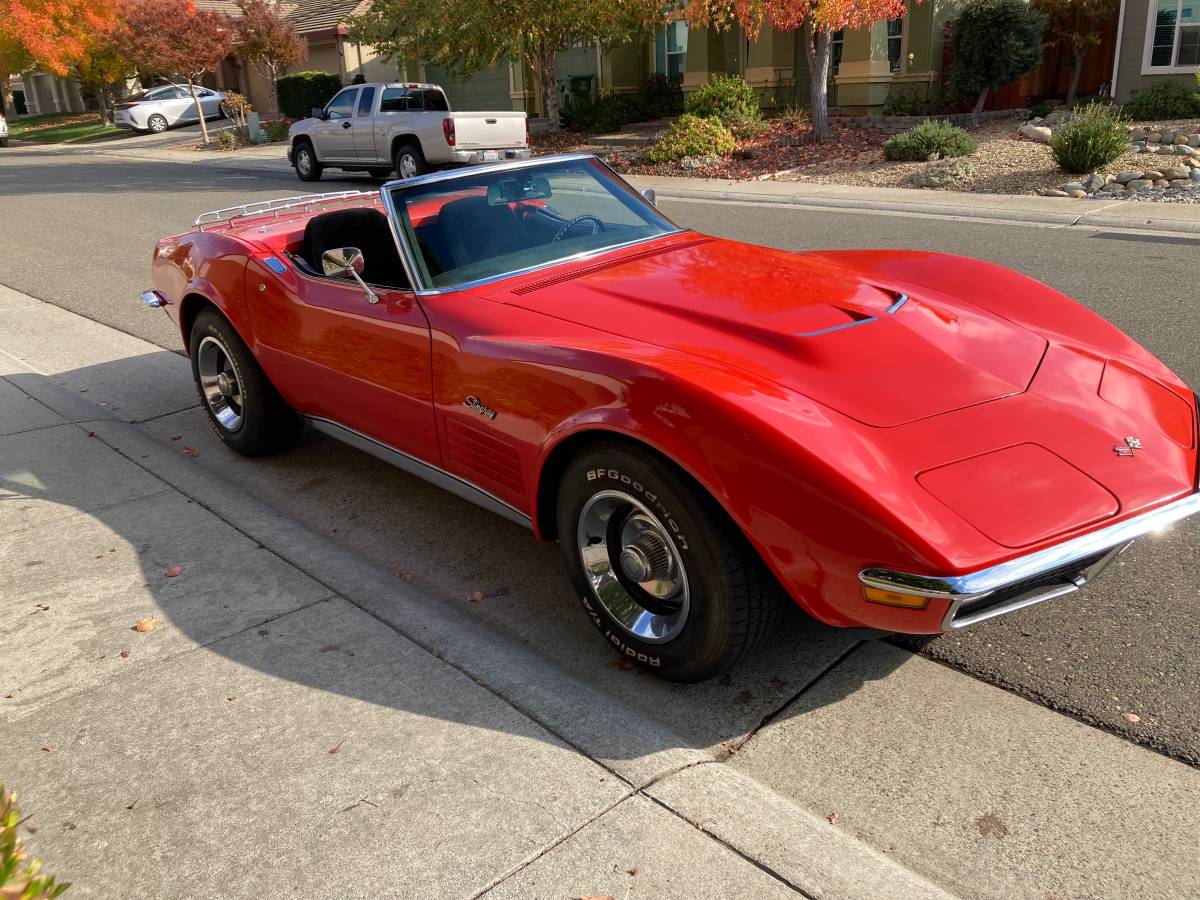 Chevrolet-Corvette-stingray-1971-5