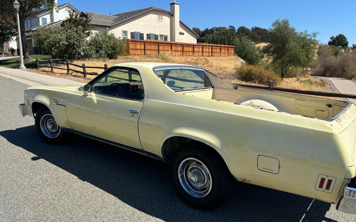 Chevrolet-El-camino-1976-4