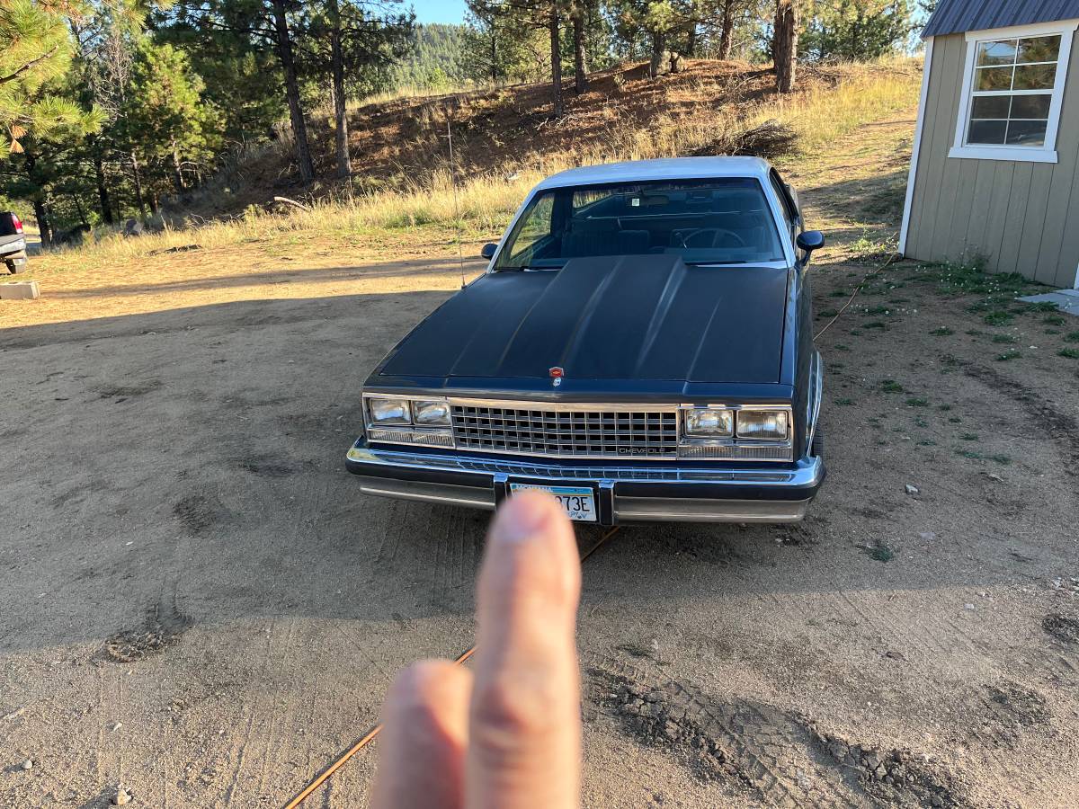 Chevrolet-El-camino-1983-3