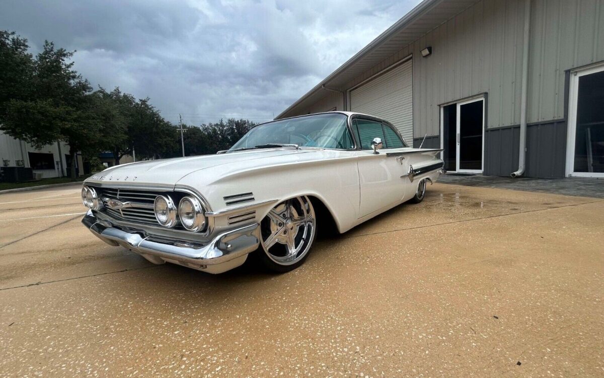 Chevrolet-Impala-Coupe-1960-10