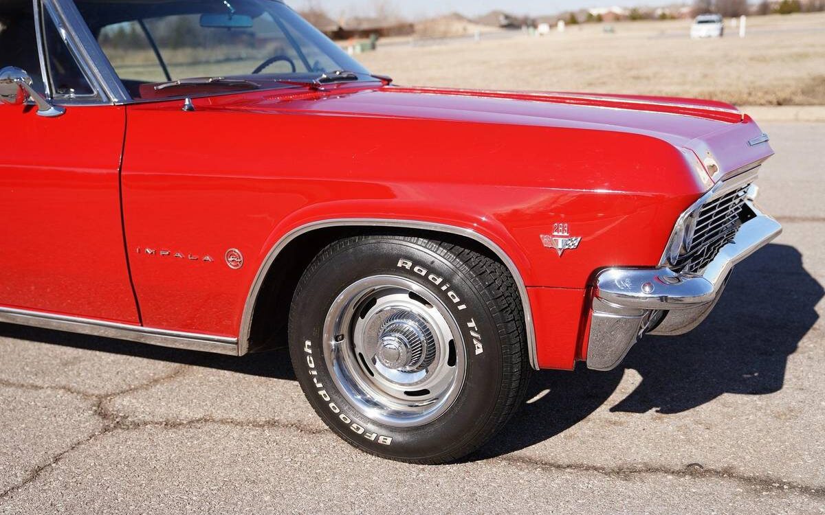 Chevrolet-Impala-ss-1965-10