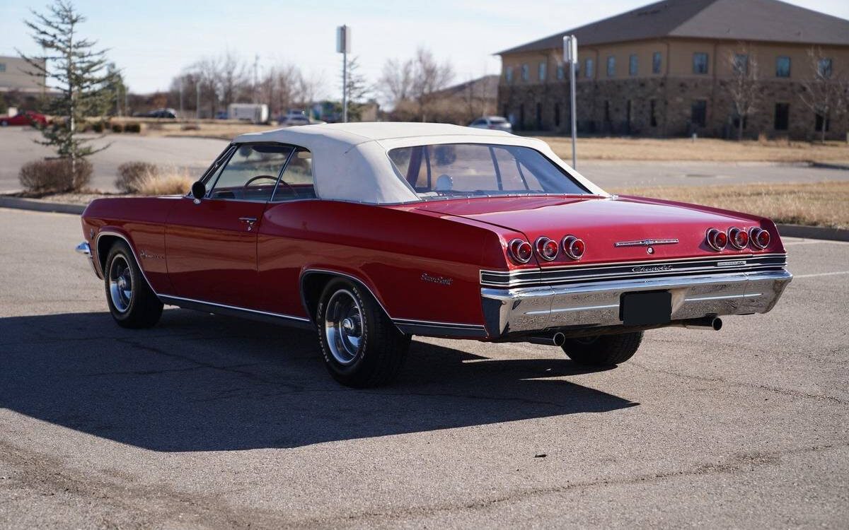 Chevrolet-Impala-ss-1965-2