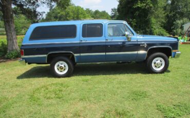 Chevrolet-K2500-suburban-1988-5