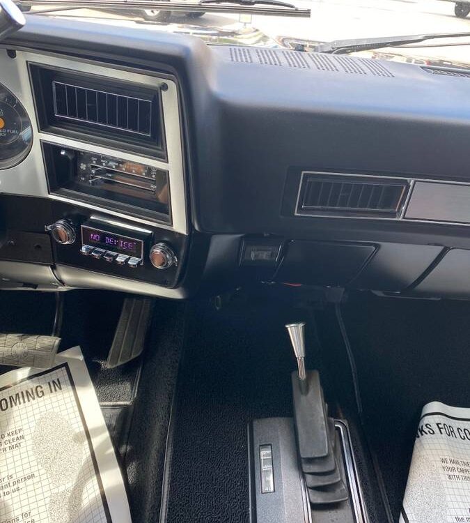 Chevrolet-K5-blazer-1985-22