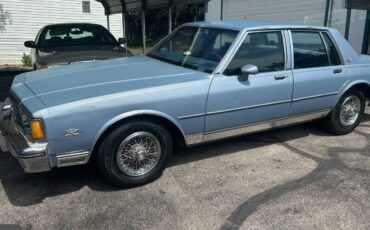 Chevrolet-Limited-edition-caprice-1984-10