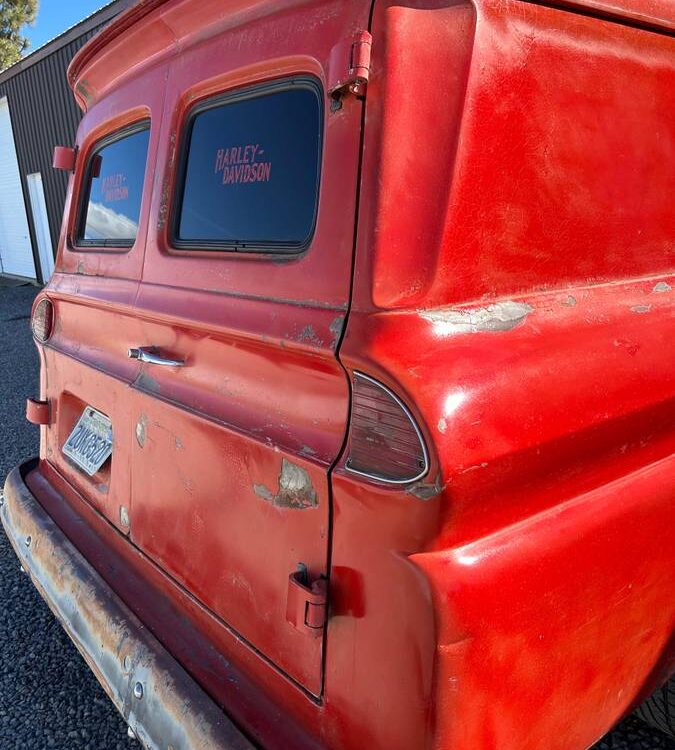 Chevrolet-Panel-truck-1965-2