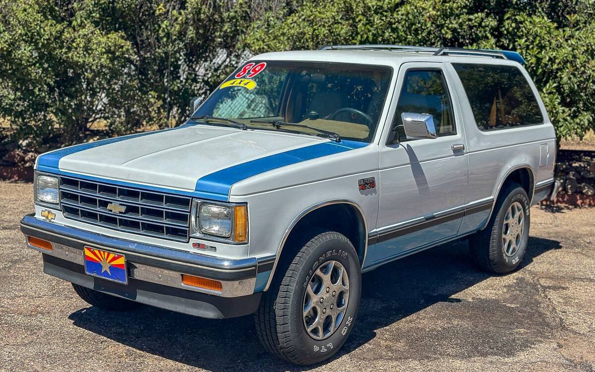 Chevrolet-S-10-blazer-4x4-1989