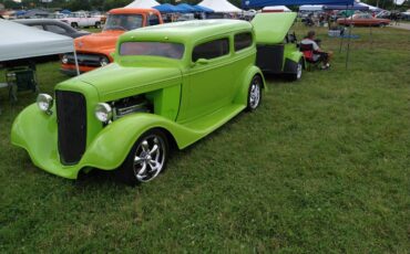 Chevrolet-Sedan-1934-10