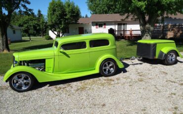 Chevrolet-Sedan-1934-11