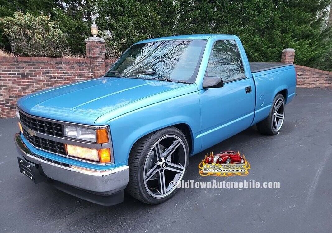 Chevrolet-Silverado-1500-Pickup-1993-3