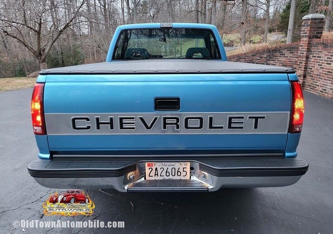 Chevrolet-Silverado-1500-Pickup-1993-9