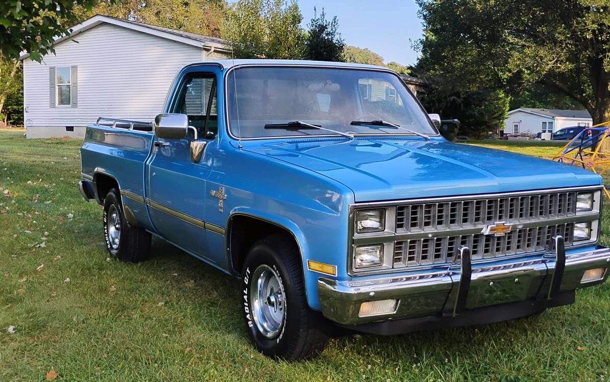 Chevrolet-Silverado-1981