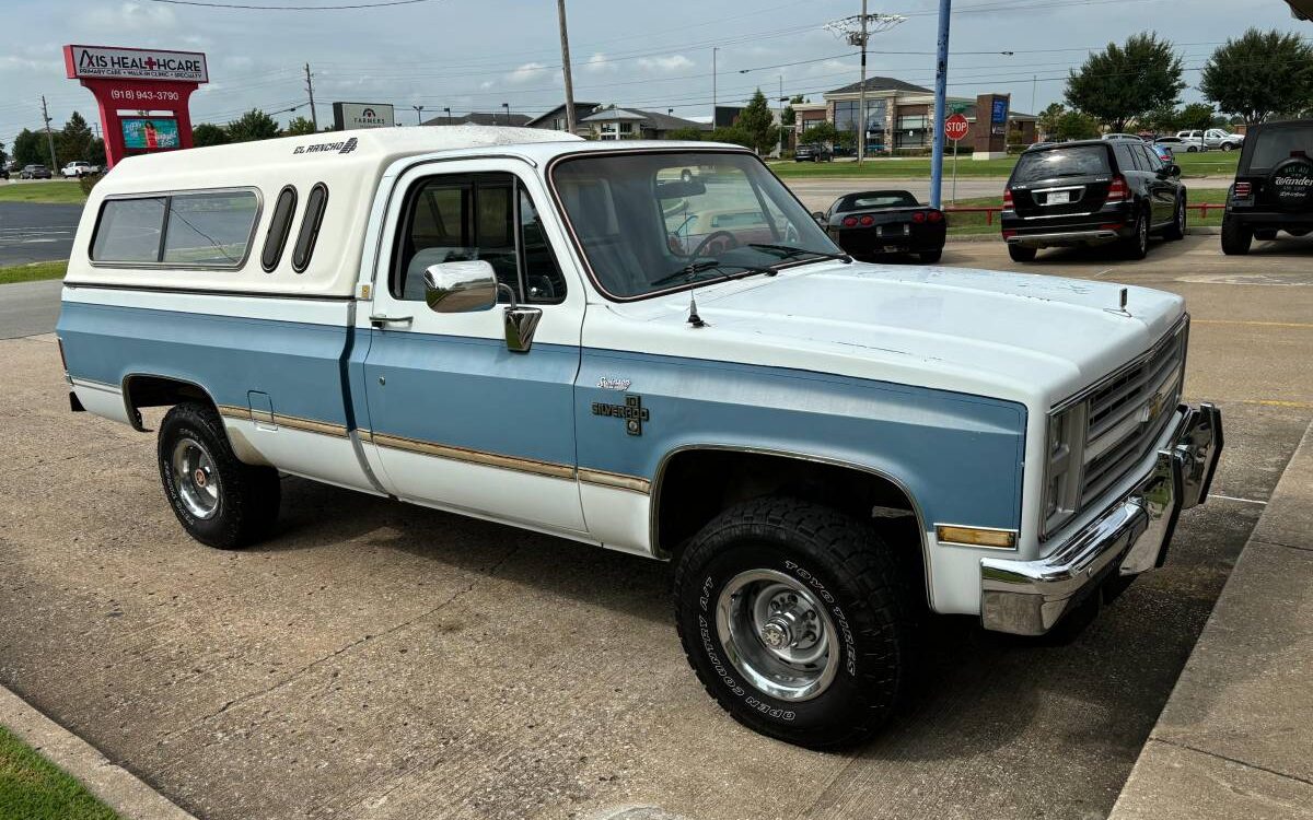 Chevrolet-Silverado-1985