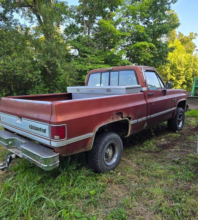 Chevrolet-Silverado-1986