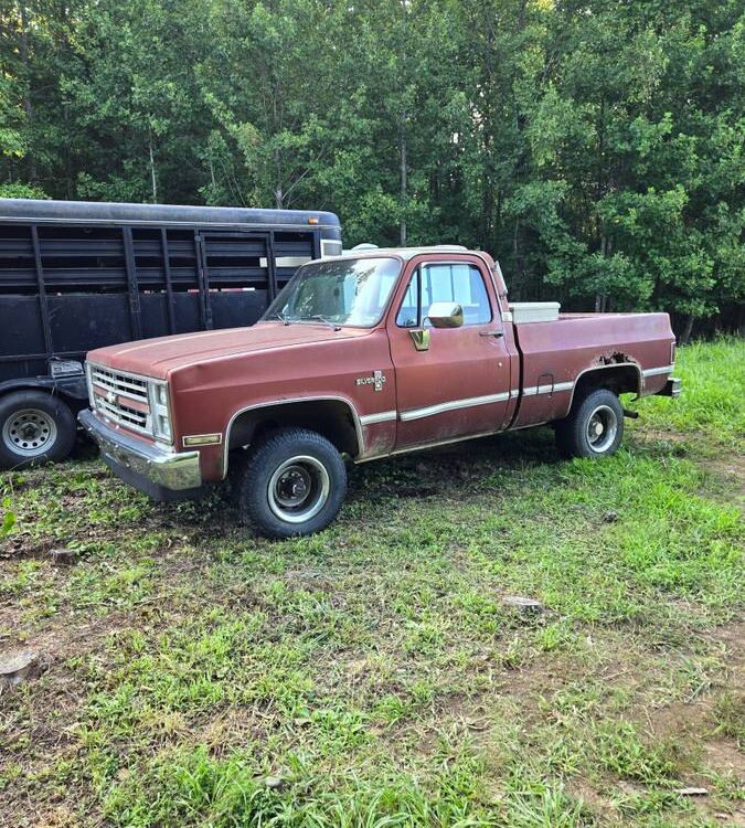 Chevrolet-Silverado-1986-2