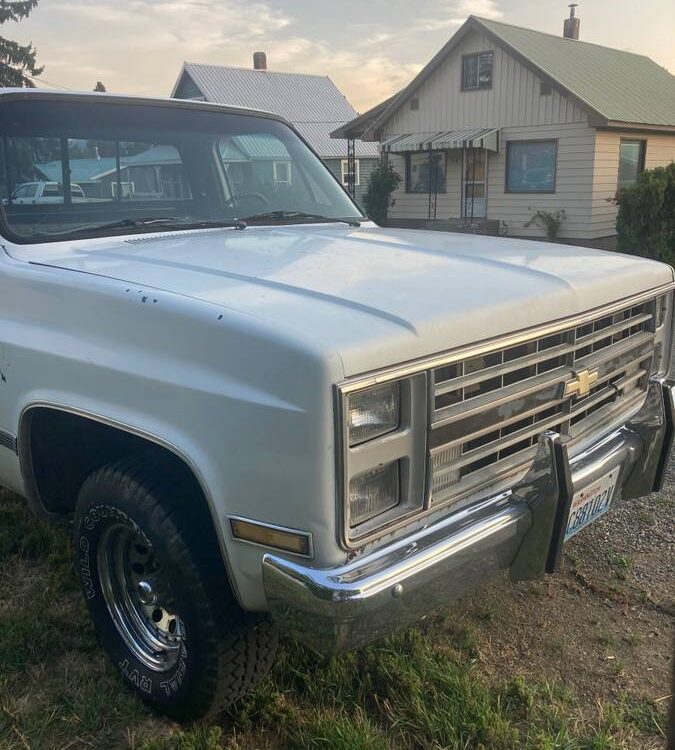 Chevrolet-Silverado-1987