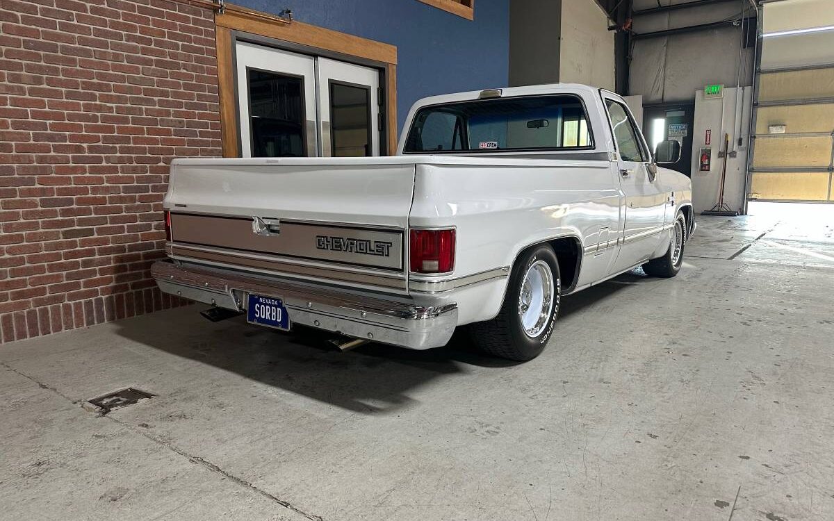 Chevrolet-Silverado-c10-1987-2