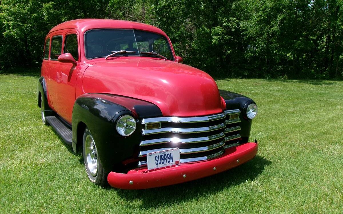 Chevrolet-Suburban-1949-1