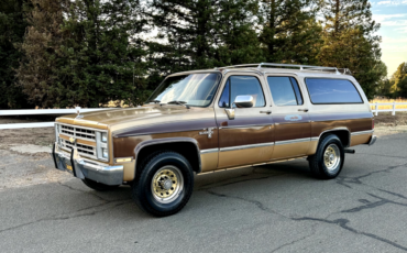 Chevrolet Suburban  1988