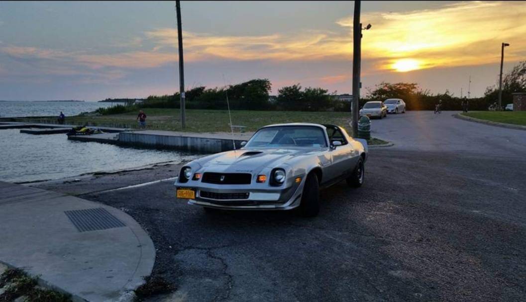 Chevrolet-Z28-1979