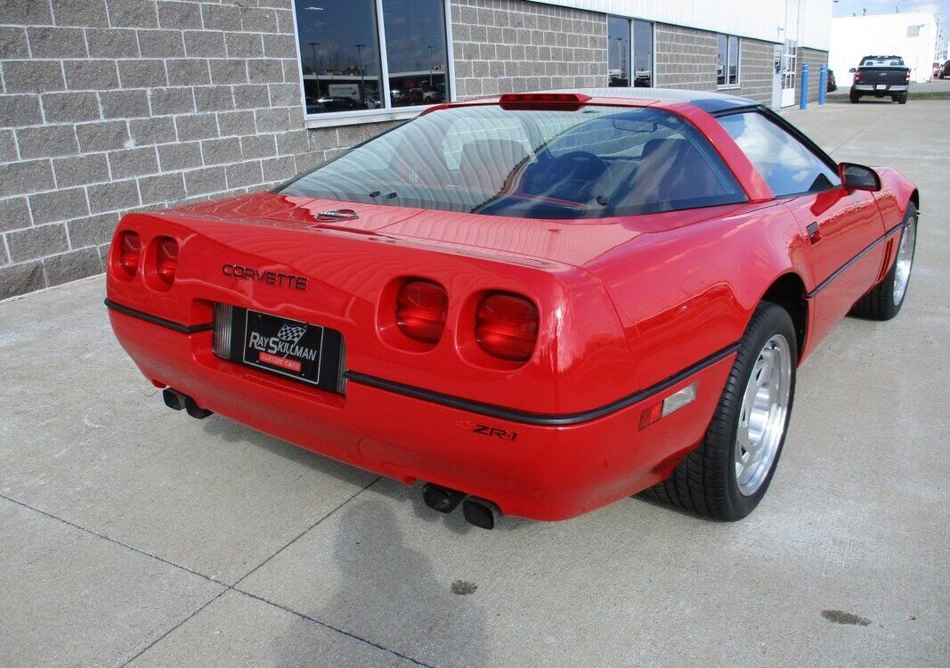 Chevrolet-ZR1-1990-7