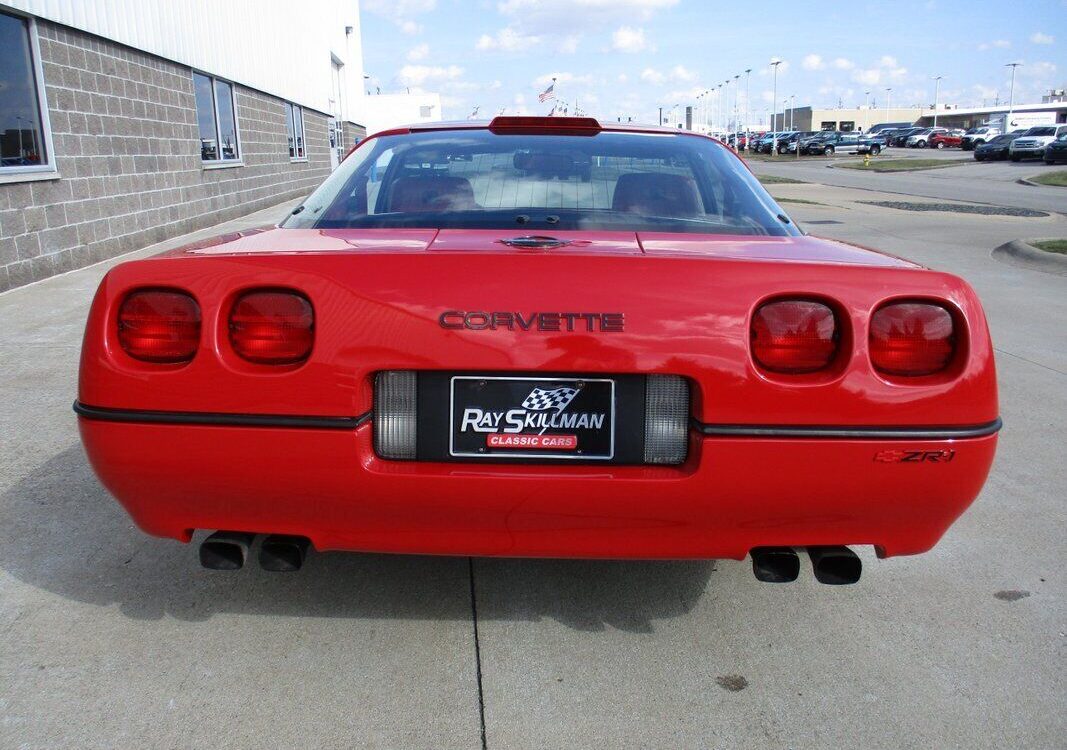 Chevrolet-ZR1-1990-8