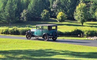 Chrysler-2-door-1928-2